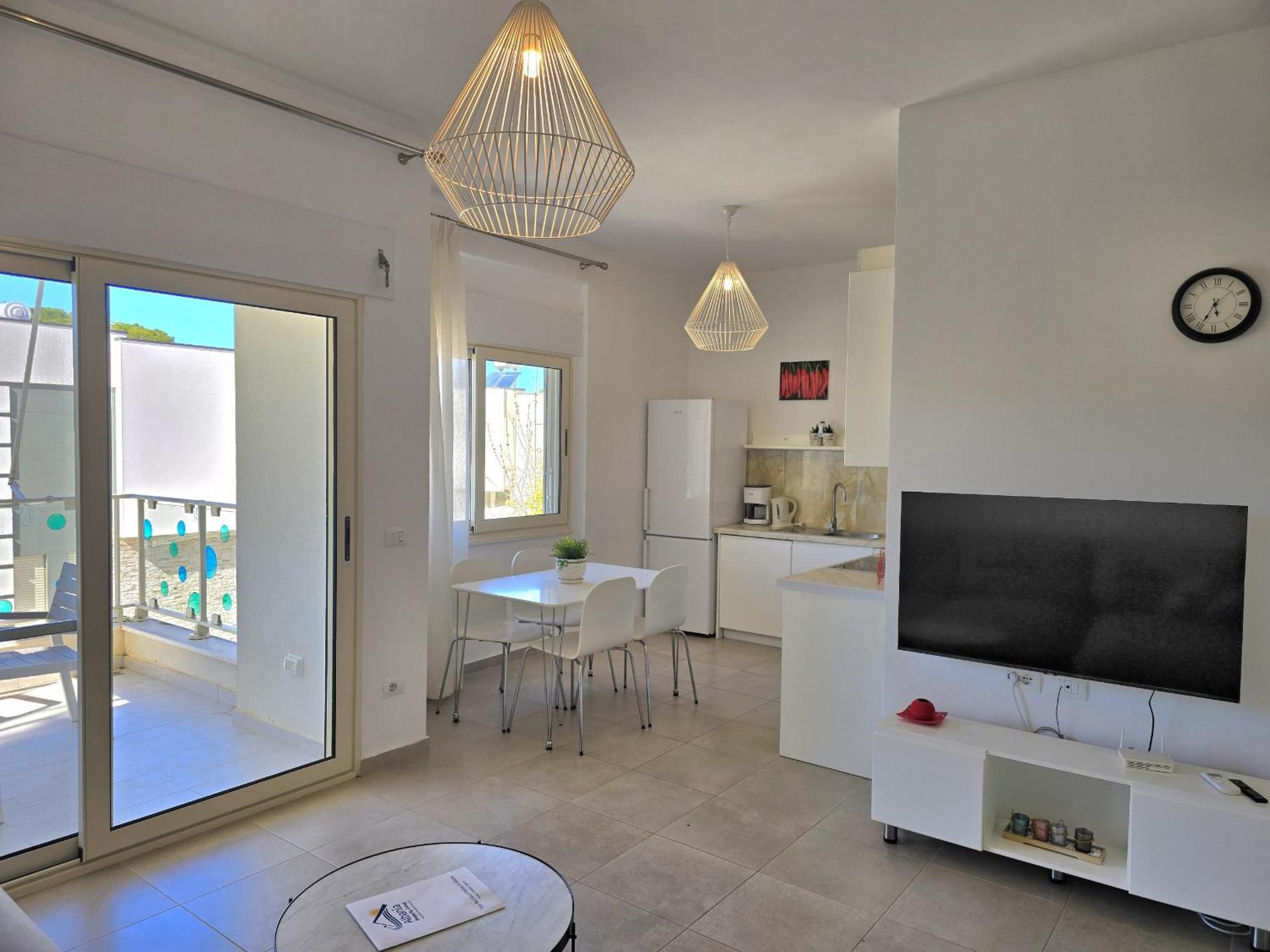 Sunny - 146 Apartment *
